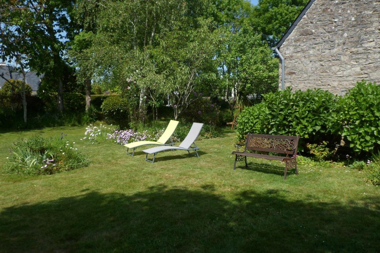 Sue'S Cottages Pleuven Eksteriør billede